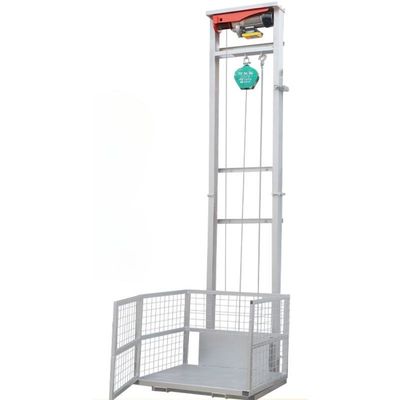 Ascenseur de chargement électrique hydraulique de 4 m Petite plateforme de levage pour entrepôt